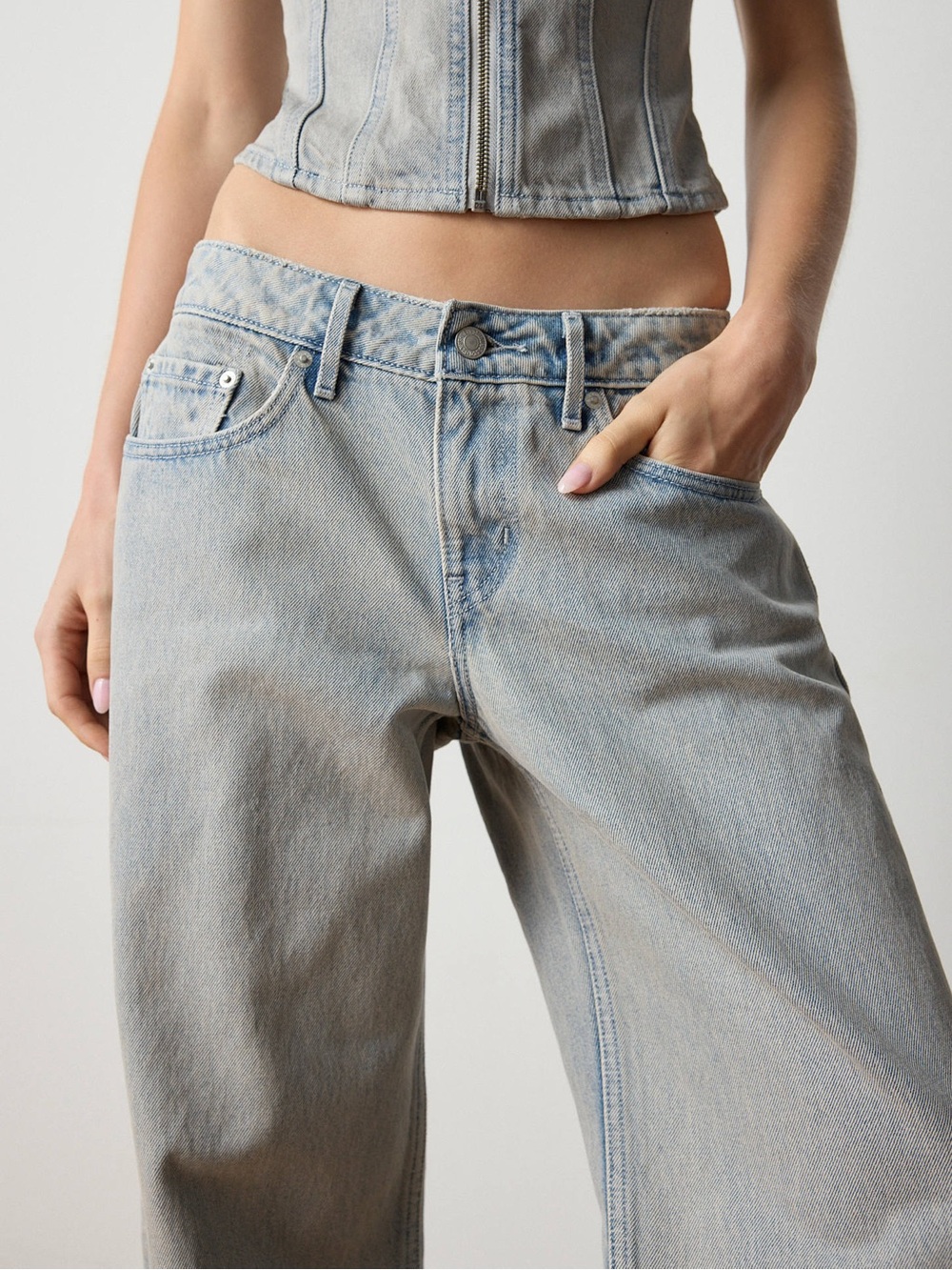 Levi’s Low Loose Jean